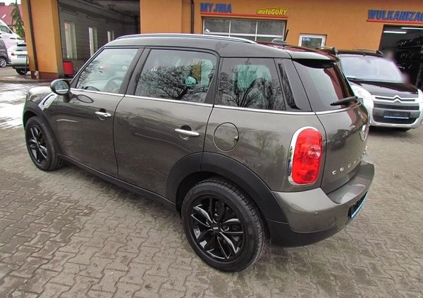 MINI Cooper cena 36600 przebieg: 183000, rok produkcji 2014 z Czersk małe 466